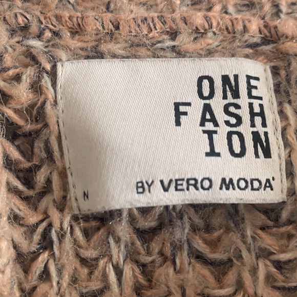 Vero Moda pink sweater - Picture 3 of 3